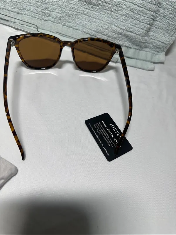 Brown Tortoiseshell Ladies Sunglasses with Brown Lenses NWT - Image 6