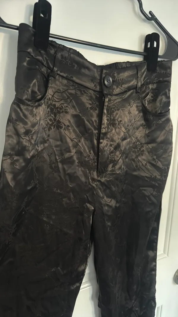 SheIn Black patterned silk pants - Image 2