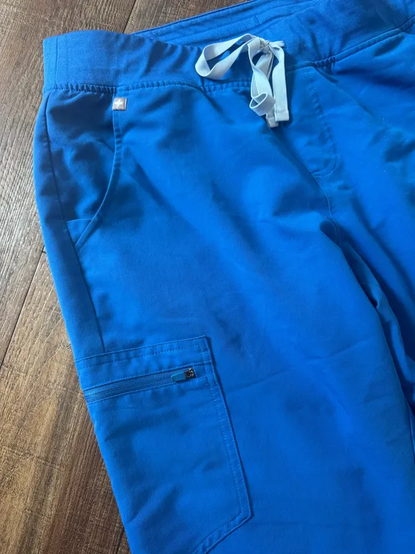 FIGS Scrub Jogger Pants - Image 3