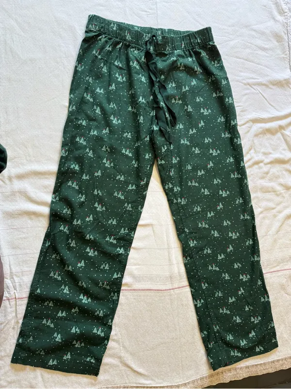 Lands' End Forest Green Two-Piece Pajama Set - Image 5