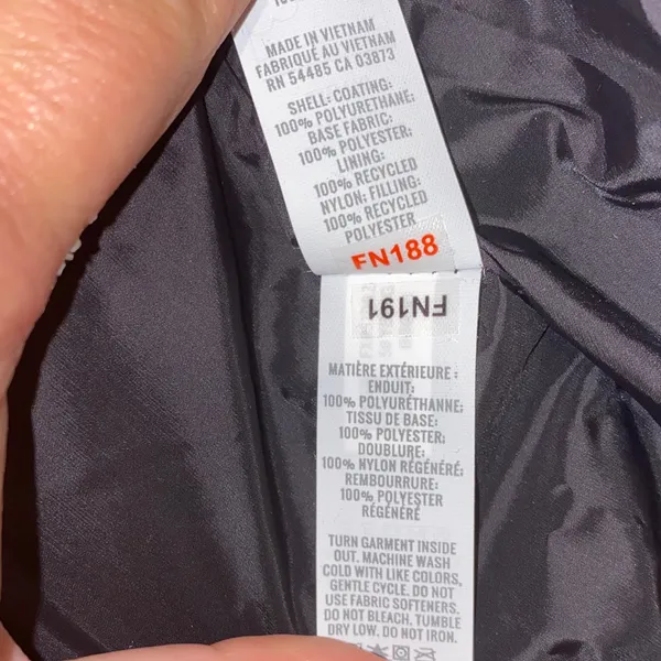 NWT!! Offline by Aerie Shiny Black Women's Puffer Vest Size XXL - Image 12