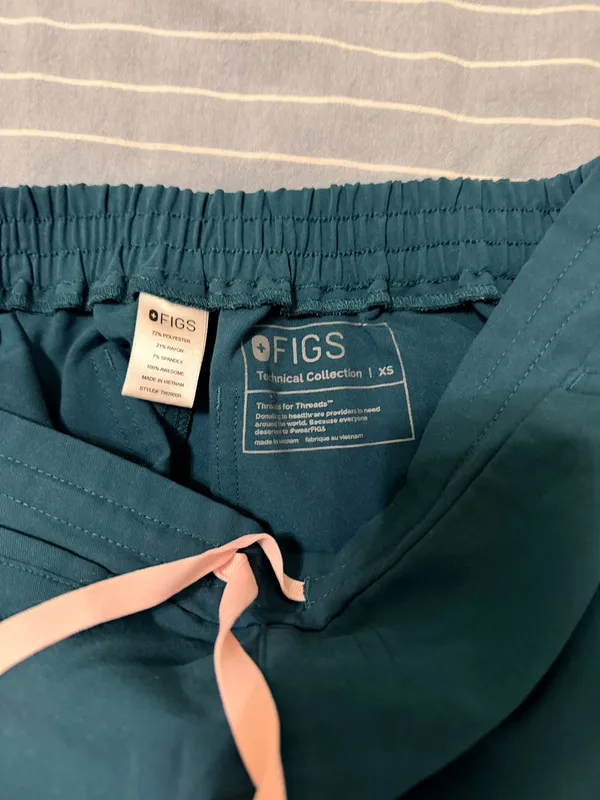 FIGS Scrub Pants - Image 3