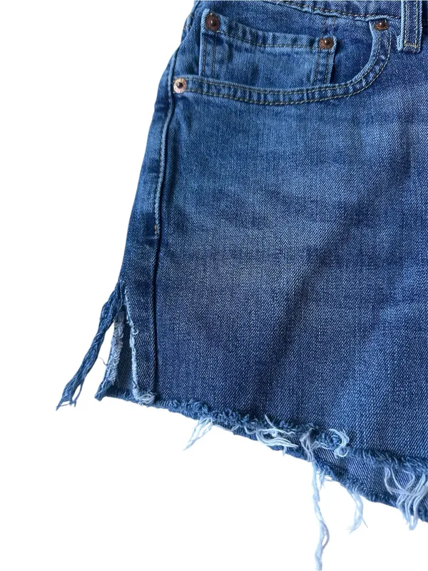 Levi’s classic high-rise denim cutoff shorts - Image 6