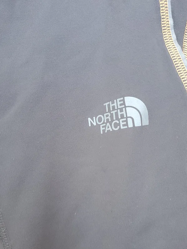 The North Face  Gray Athletic Capri Bottoms with Orange Drawstring Size Small - Image 3