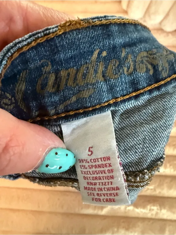Candie's Y2K Denim Mini Skirt Raw‎ Hem Embroidered Pockets - Image 4