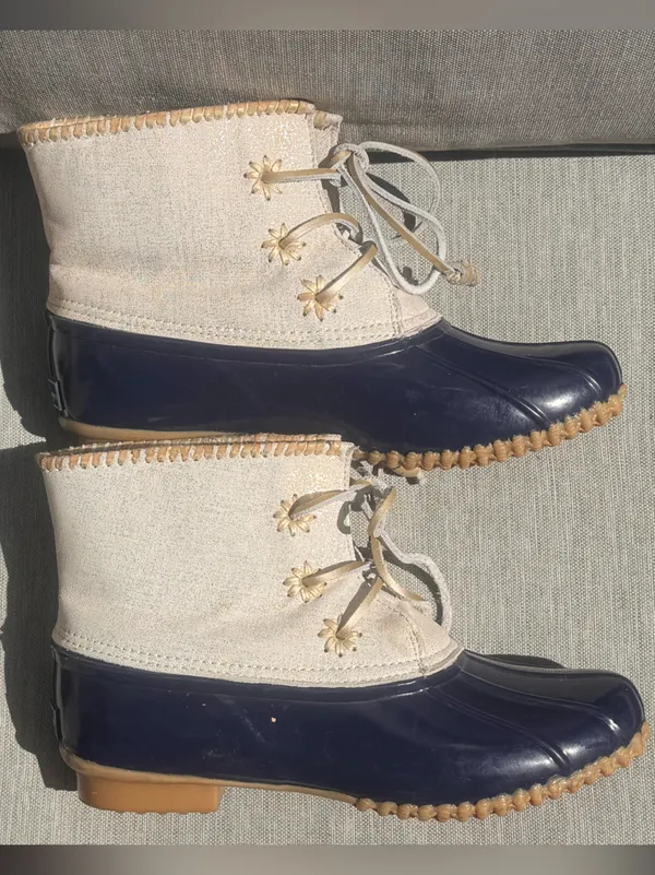 Womens Jack Roger’s Chloe Gold Metallic Cream Leather Navy Rubber Duck Boot Sz 9 - Image 4