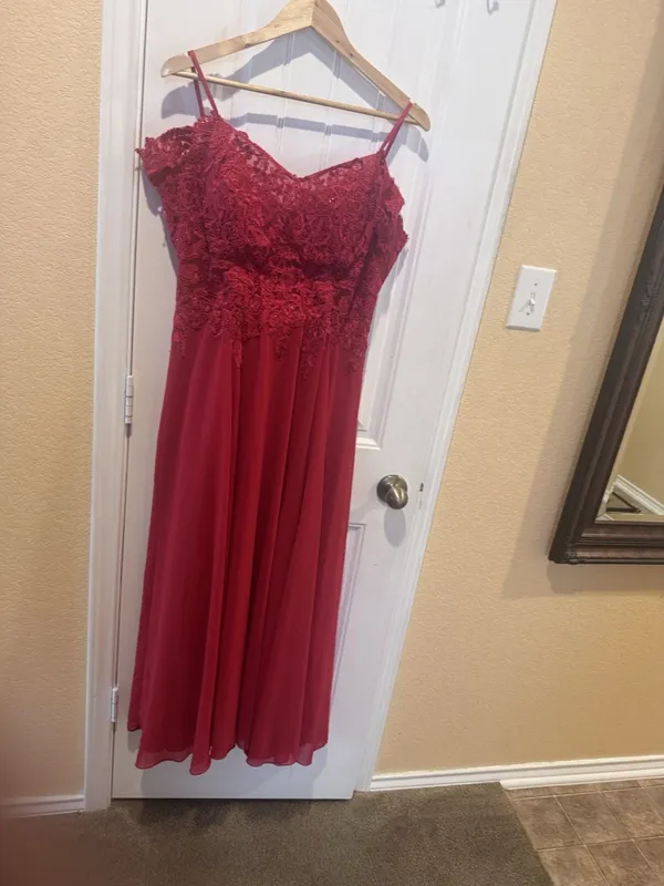 Let's Red Lace Applique Corset Prom Evening Gown SIZE XL - Image 5