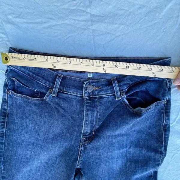 Levi’s size 8(29) L 30 classic boot cut. - Image 5