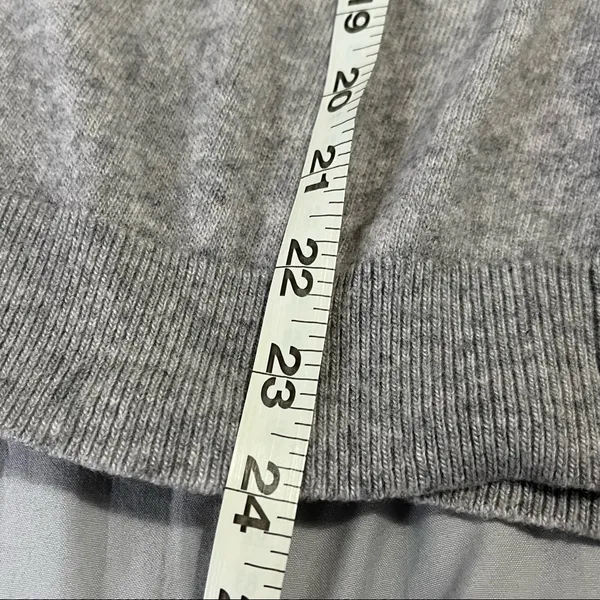 Banana Republic Fine Italian Yarn by Filpucci Tie Sleeve Sweater Size Medium - Image 10