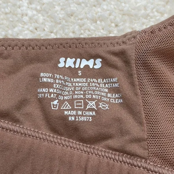 SKIMS: Ochre Bralette - Image 6