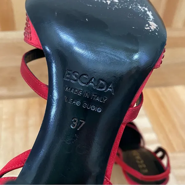 Vintage ESCADA Red Satin Embellished Pointy Toe Sling Back High Heels Pump 37 - Image 15