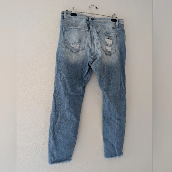 KanCan USA High Rise Heavily Distressed Skinny Jeans ✨ - Image 3
