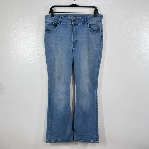 Wrangler Women's Flare Leg Jeans Blue Mid Rise‎ Bootcut Retro Y2K Size 30x32 - Image 2