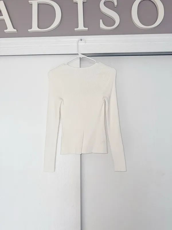Abercrombie Squareneck Sweater Top - Image 3