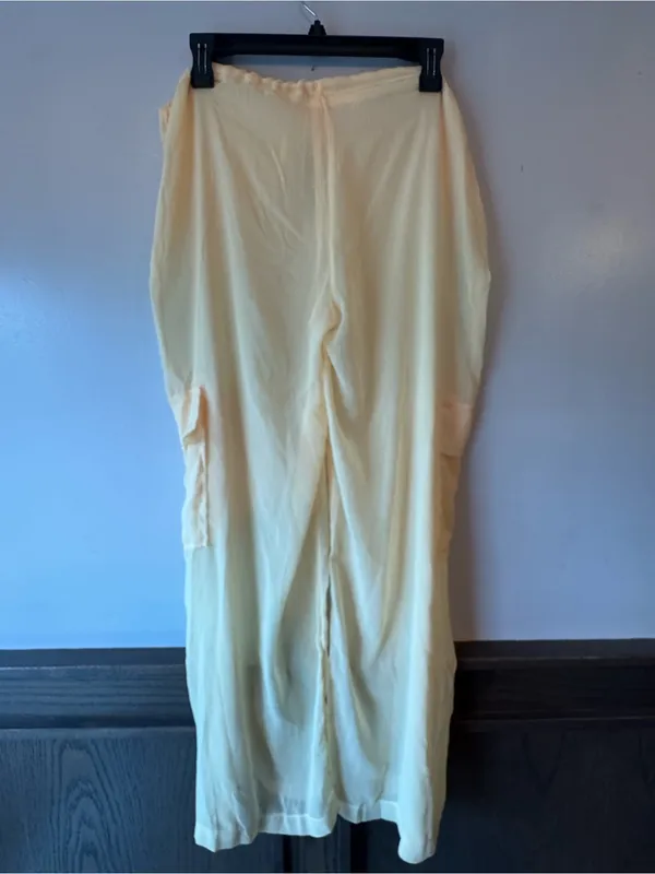 Light Yellow Wide Leg Drawstring swim coverup cargo Pants small nwt - Image 2