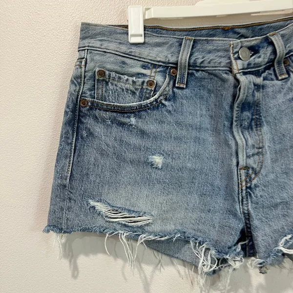 Levi's Premium 501 Cut‎ Off Denim Shorts Size 28 - Image 4