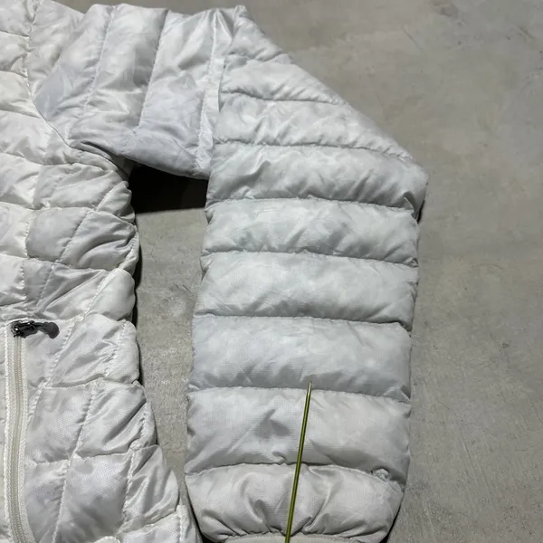 Patagonia Down Sweater Jacket Women's SZ Small L Quilted Puffer Full Zip Stained - Image 9