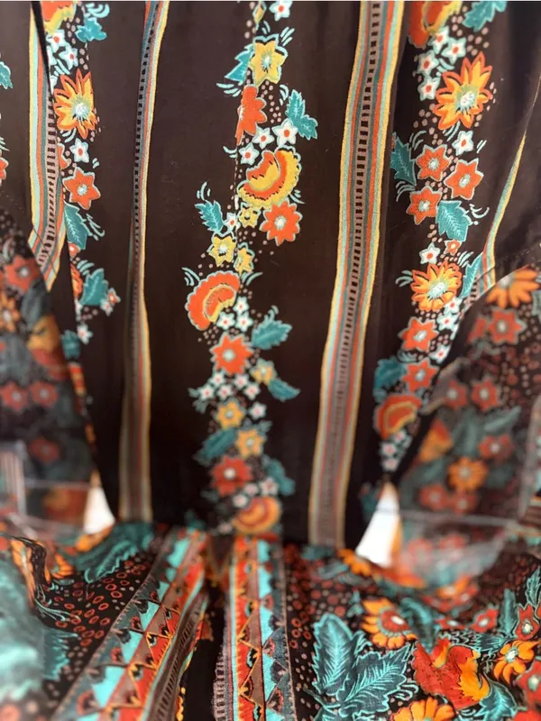 Vintage Handmade 70s Boho Floral Cape Sleeve Smocked Tunic Top - Image 3