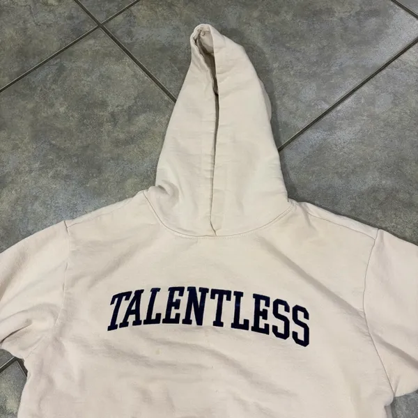 TALENTLESS Beige Pullover Hoodie Sweatshirt Graphic Print Casual Preppy Sz M - Image 2