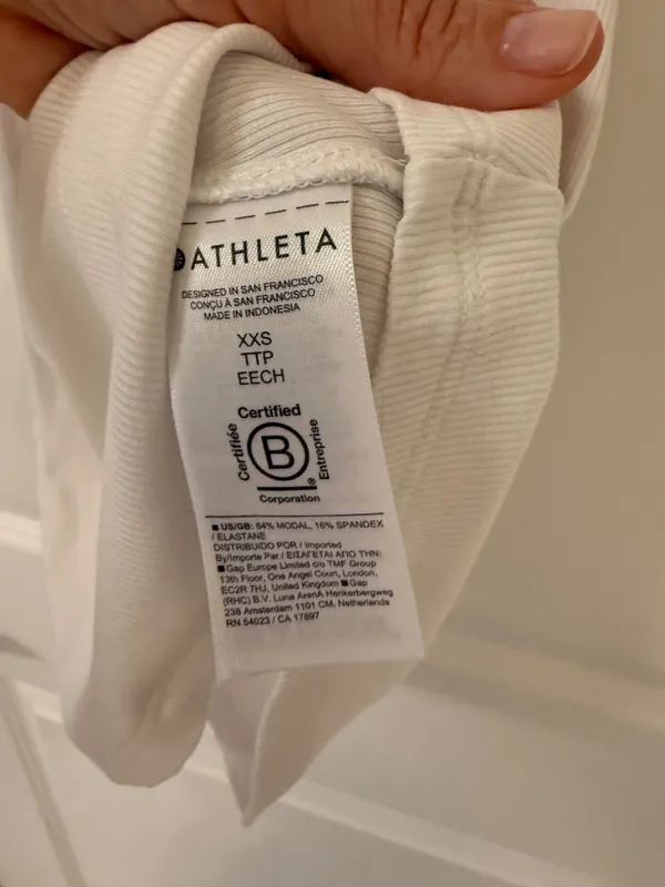 Athleta White Ribbed Racerback Tank XXS | Soft Stretch Athleisure Top - Image 2