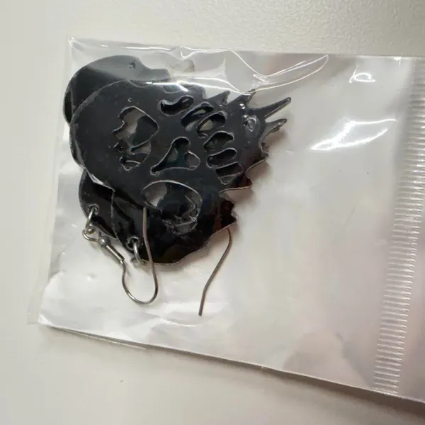 7 pair Halloween goth earring bundl Black - Image 3