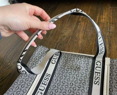 Guess Tote Bag - Image 4