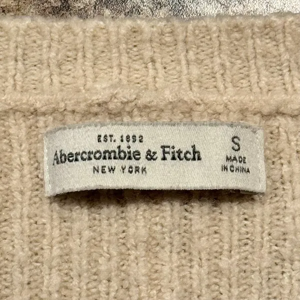 Abercrombie & Fitch Sweater Wool Minimalist Cozy Neutral Ribbed Cream Size Small - Image 3