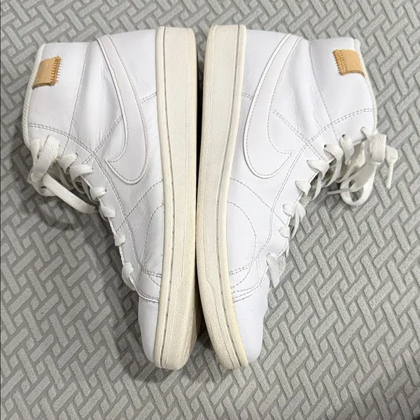 Nike Court Royale 2 Mid Top Triple White Sneakers size 9.5 - Image 4