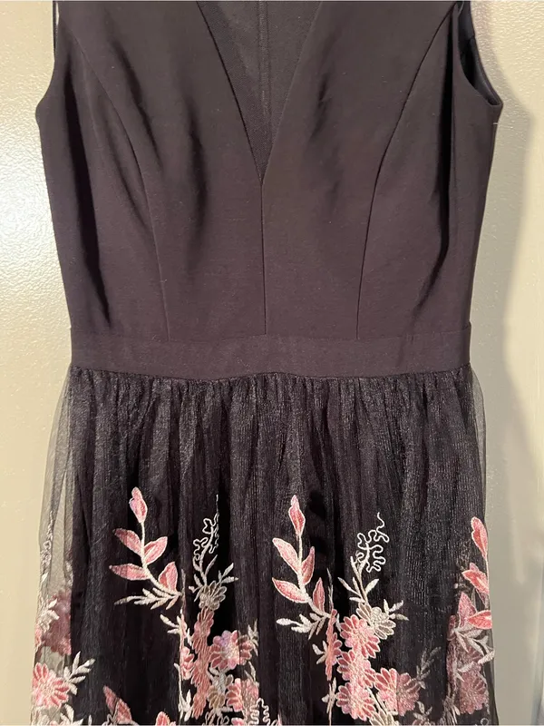 Morgan‎ & Co Women's Juniors Size 3 Evening Dress Black Pink Embroidered Floral - Image 8