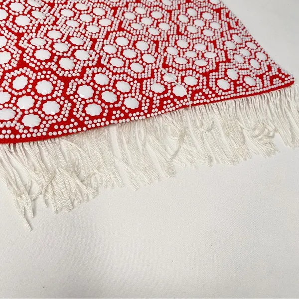 VINTAGE RED AND WHITE BEADED SHOULDER BAG - EARLY 80’s. - Image 3