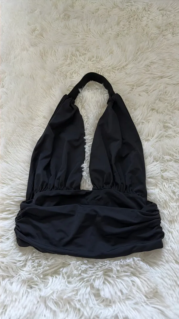 Princess Polly Backless Halter Top - Image 3