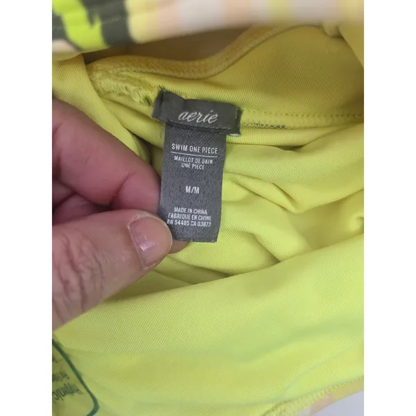 Aerie‎ Swim One Piece Womens Medium Yellow Floral Sunflower Ruffle Cutout Halter - Image 4
