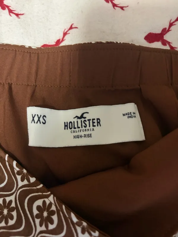 Hollister Brown Skirt - Image 2