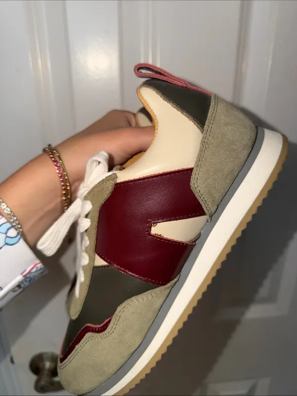 ALOHAS TB015 Sneakers - Olive Green Slip-On Sneakers - Image 4