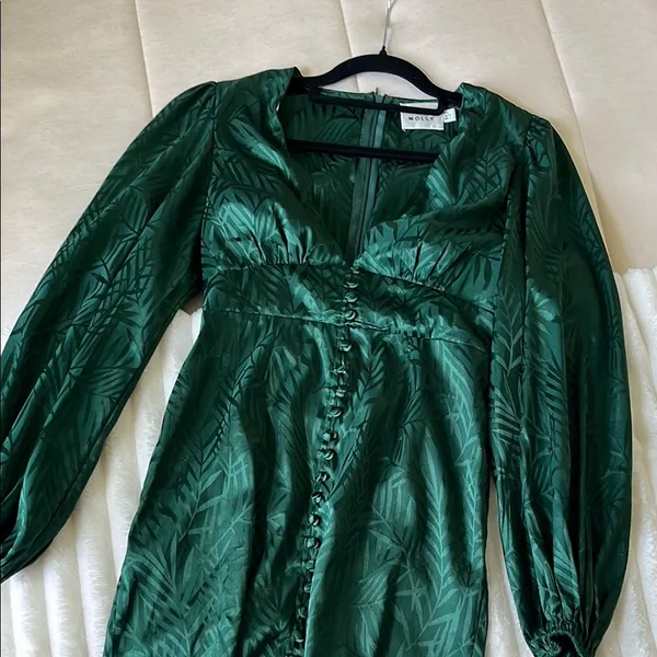 Hello Molly Green Sheath Dress with Puff Sleeves - Image 7