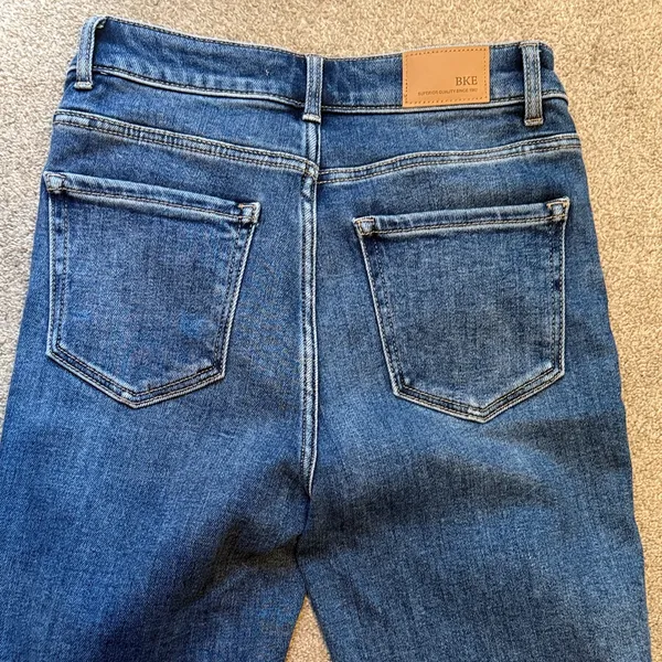 Woman’s BKE Billie Slim Fit Cropped Straight High Rise Stretch Jeans Size 27X28 - Image 7