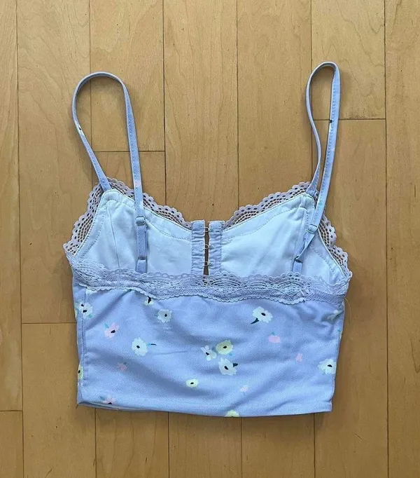 Princess Polly magnolia lavender floral crop top - Image 3