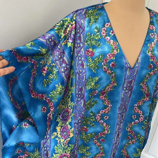 Winlar Blue Purple Floral Kaftan - Image 4