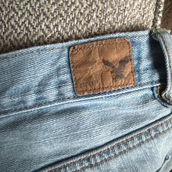 American Eagle High-Rise Shorts Denim - Image 6