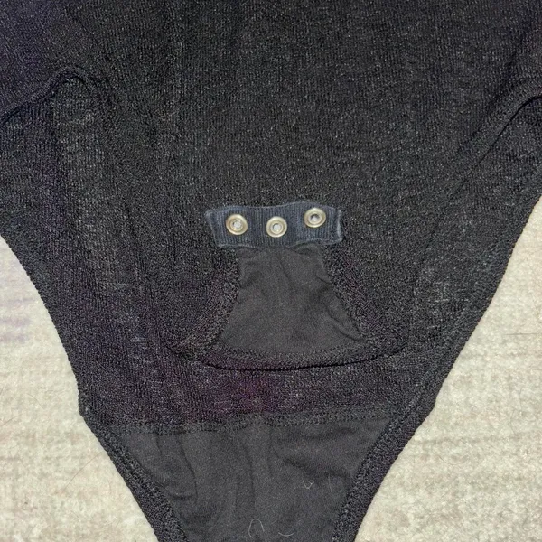 Out from under v neck bodysuit - Image 6