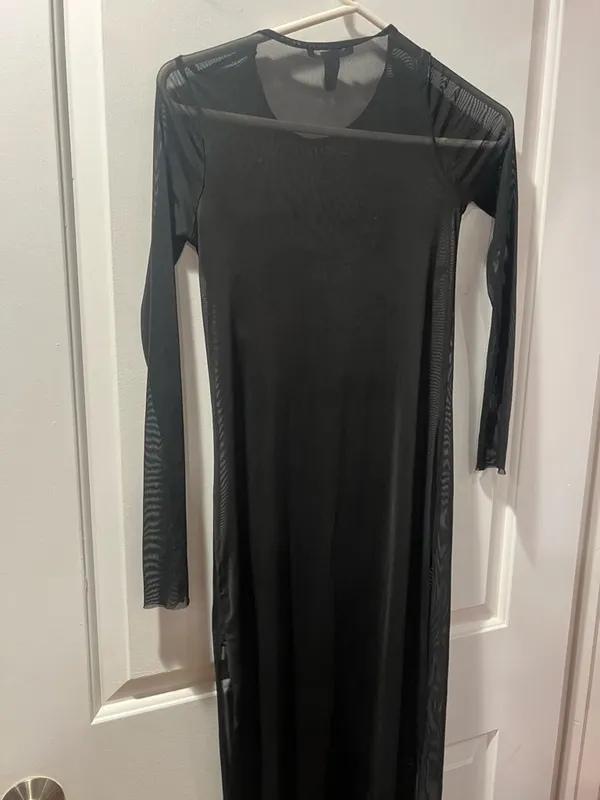 Forever 21 Black Maxi Dress with Red Floral Embroidery - Image 5