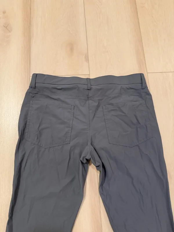 Callaway Grey Golf/Dress Pants Men's Size 32x32 - Image 6