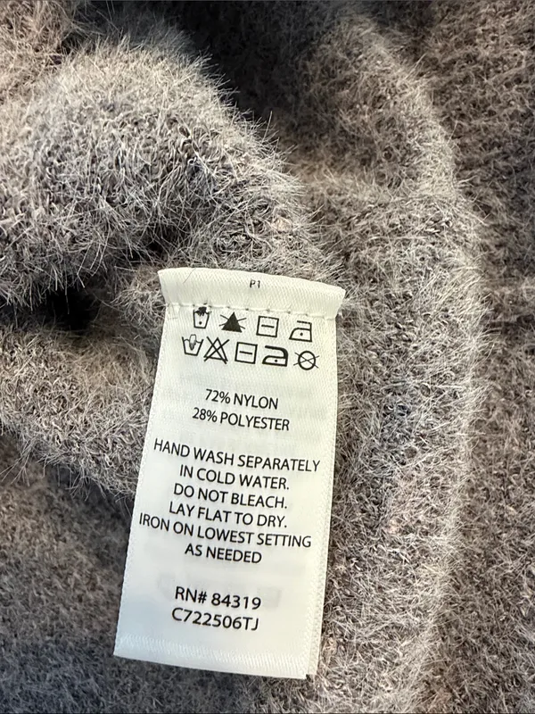 Tahari Gray Fuzzy Cardigan with Gold Buttons size M length 23” bust 36” new - Image 6