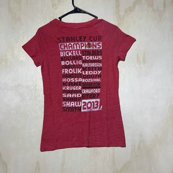 Reebok Chicago Blackhawks 2013 Stanley Cup Champions Womens Red V Neck Shirt Y2K - Image 6
