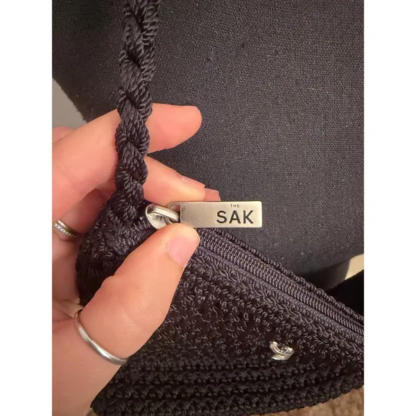 The Sak Original Black Tightweave Knit Shoulder Bag Purse Boho Minimalist Beach - Image 5