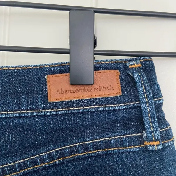 NWOT |‎ Abercrombie & Fitch women’s denim shorts distressed hem — 25” waist - Image 5