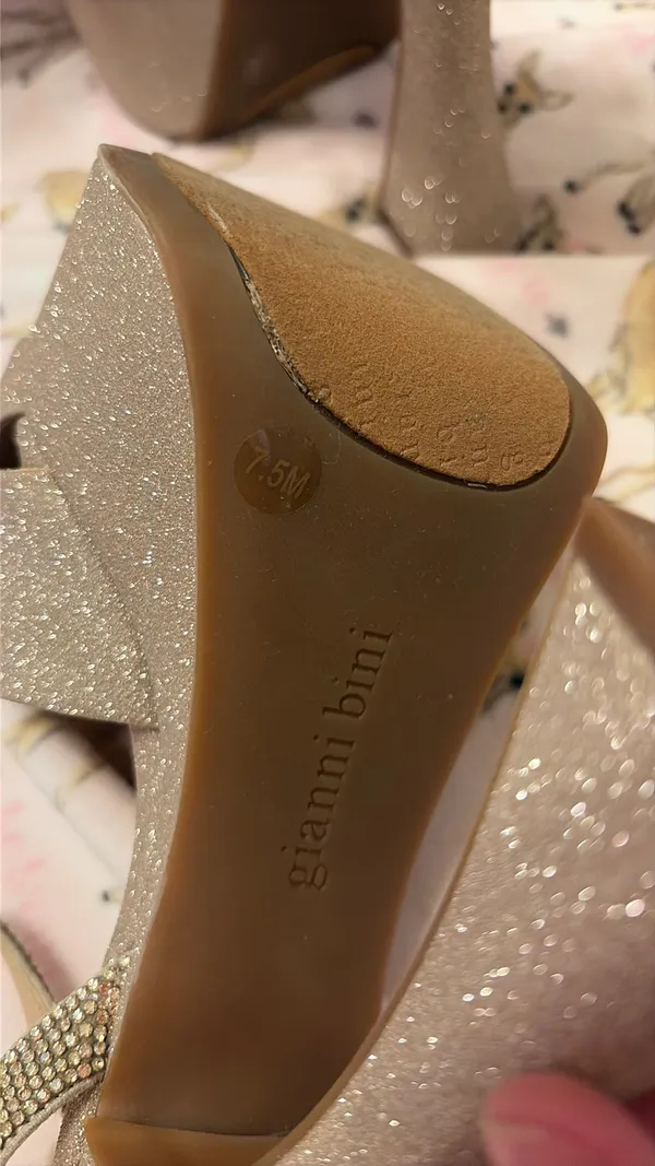Gianni Bini Gold sparkly Heels - Image 2