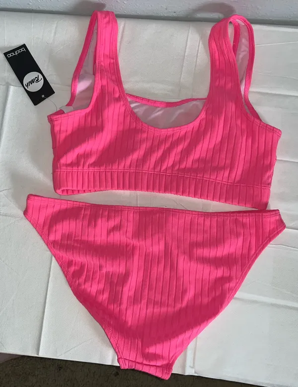 NWT Boohoo Pink Bikini Set - Image 2
