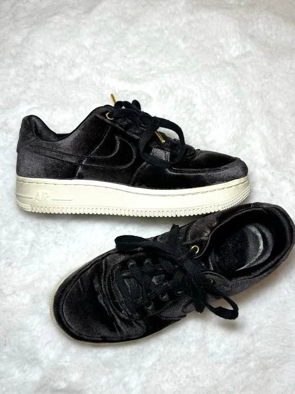NIKE Air Force 1 AF1 Low Black Velvet Youth 4.5 Women’s 6 Lux Streetwear Sneaker - Image 3