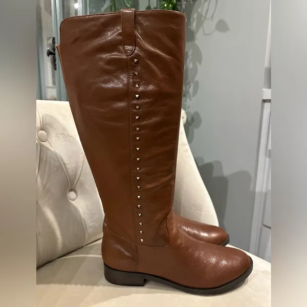 Marc Fisher Secrit studded zippered wide calf leather boots Color Cognac Size 9 - Image 3